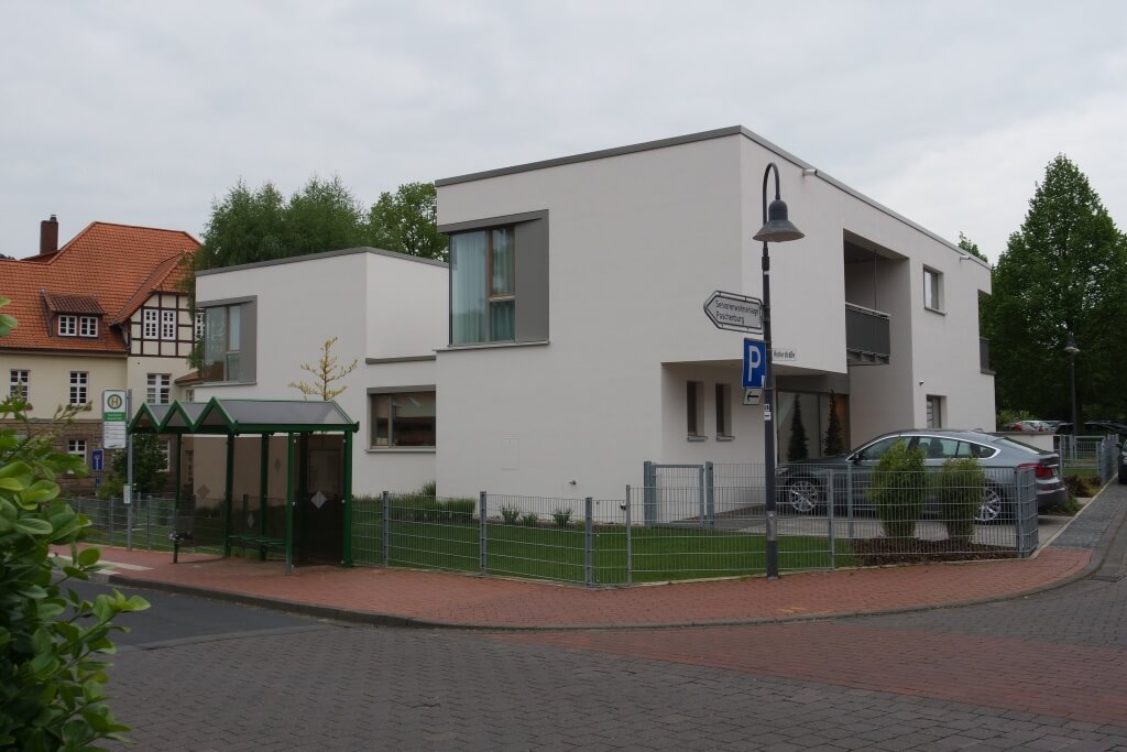 Moderne Stadtvilla mit Flachdach in Hardegsen